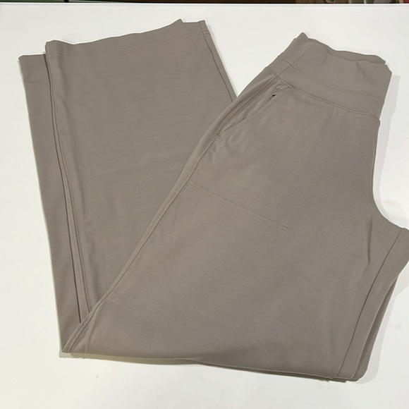 Athleta - XS, Venice wide leg pant, gray beige - Picture 4 of 8